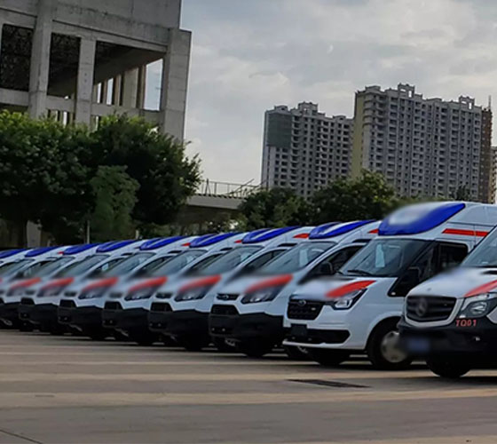 理塘县服务车队展示