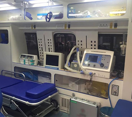 理塘县车辆内部展示